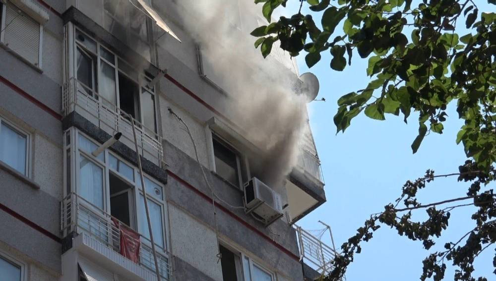 Antalya'da klima yangın çıkardı