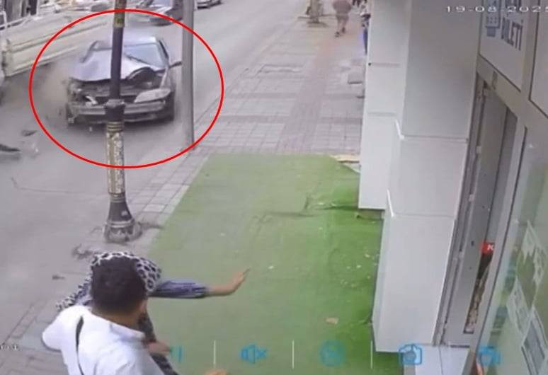 Kütahya’da alkollü sürücü dehşet saçtı! Yayalar saniyelerle kurtuldu