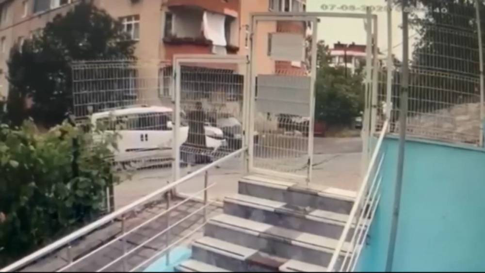 Eyüpsultan’da kan donduran olay! Kamera görüntüleri ortaya çıktı
