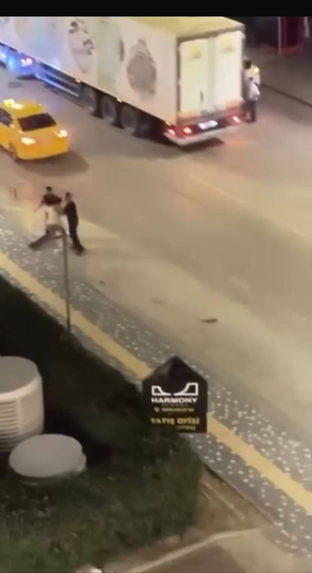 Bursa'da bıçaklı kâbus! Görüntüler şok etti