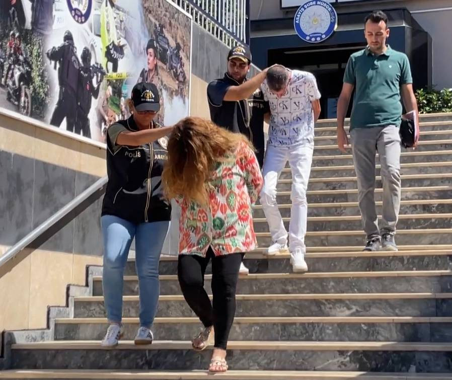 Kılık değiştiren hırsızdan cesur plan