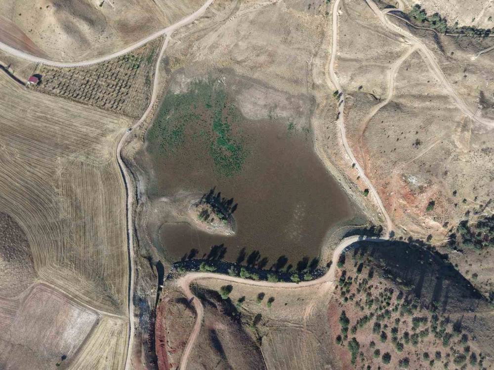 Su krizi derinleşiyor! Su yok, umut var