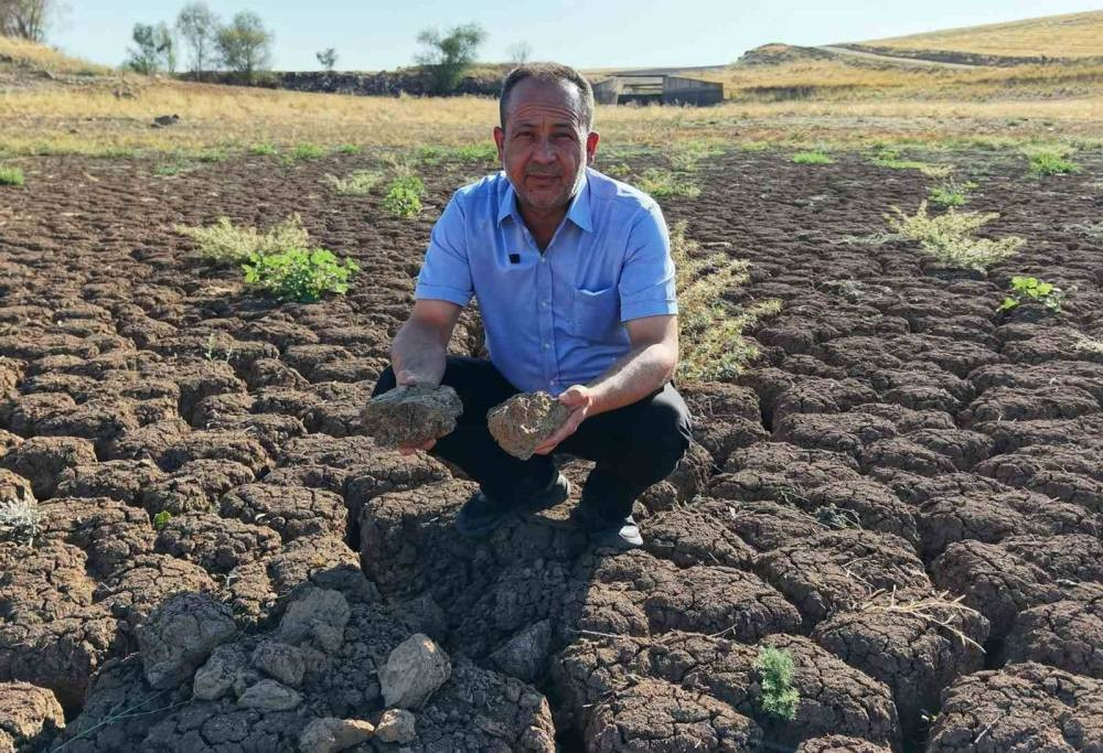 Su krizi derinleşiyor! Su yok, umut var