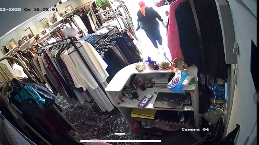 İnegöl’de hırsızlık skandalı! Gömlek çalan kadın aranıyor