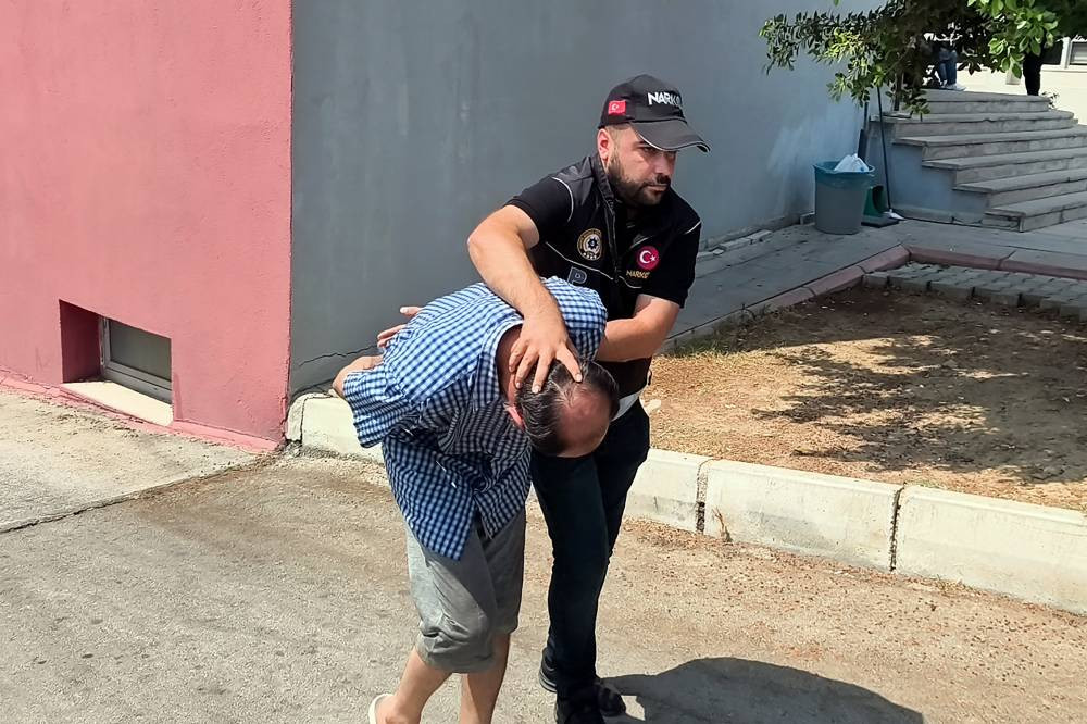 Kilerdeki sır fasulye kovasında bulundu