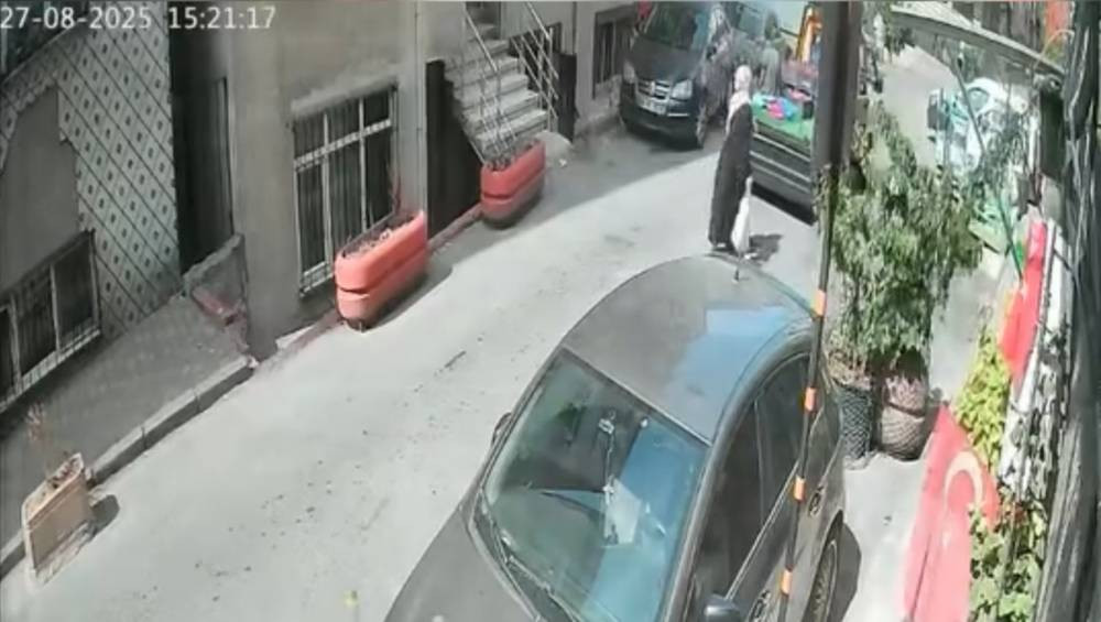 Domateste kilo kavgası! Seyyar satıcıdan kan donduran hareket