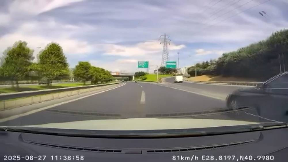 Basın Ekspres’te şok görüntüler! Sürücü çıldırdı