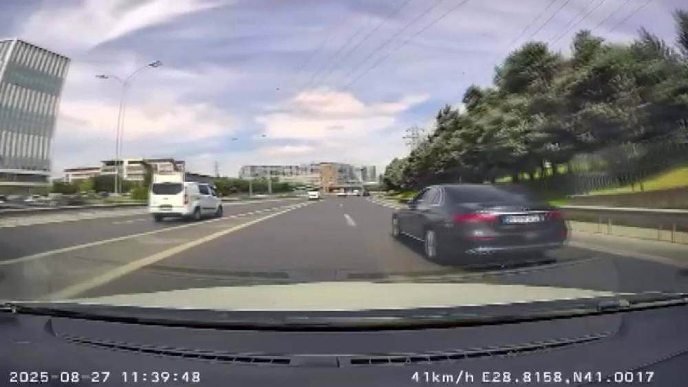 Basın Ekspres’te şok görüntüler! Sürücü çıldırdı