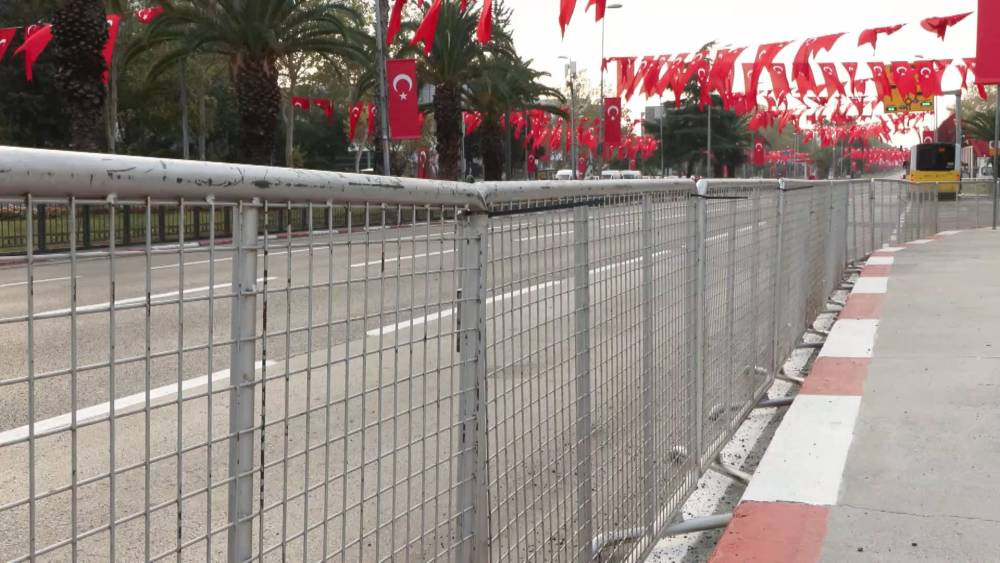 Dikkat İstanbul’da bugün bu yollar trafiğe kapandı