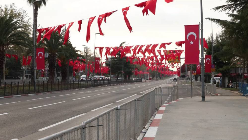 Dikkat İstanbul’da bugün bu yollar trafiğe kapandı