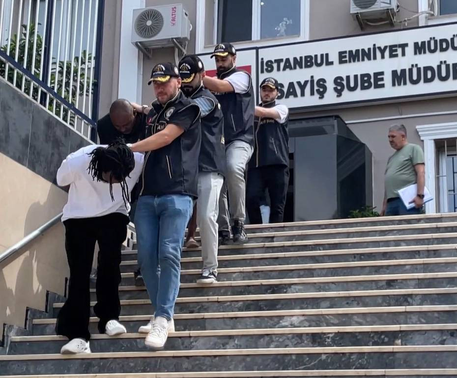 İstanbul’da uluslararası çete çökertildi! Polisin tuzağına düştüler