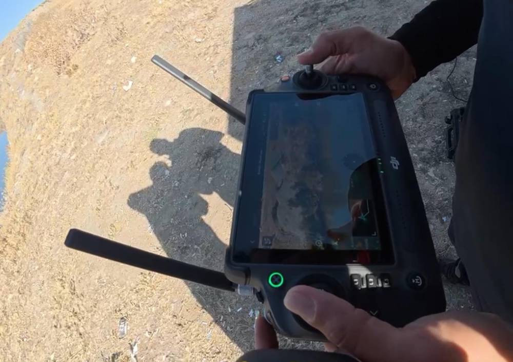 Otomobil nehre uçtu! Dalgıçlar kayıp yolcuyu arıyor