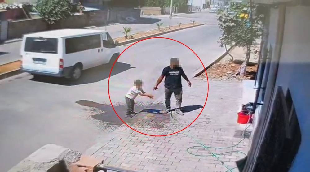 Mardin’de acı veren görüntü! Güvenlik kamerasına yakalandılar