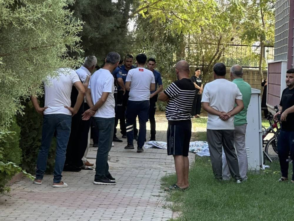 Balkonda hava alırken dengesini kaybetti! 97 yaşındaydı