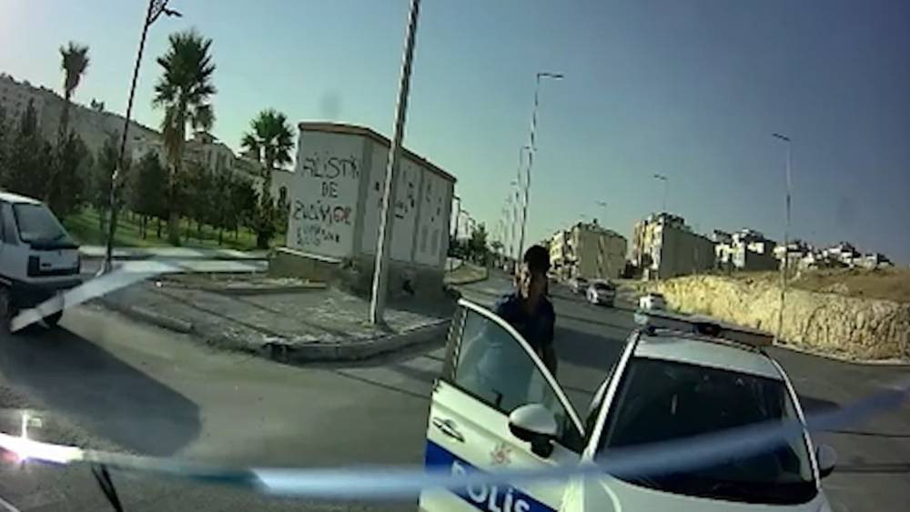 Halk otobüsü şoförüne bıçaklı saldırı! Yürekleri ağza getirdi: Kanlar içerisinde yere düşüp yığıldı