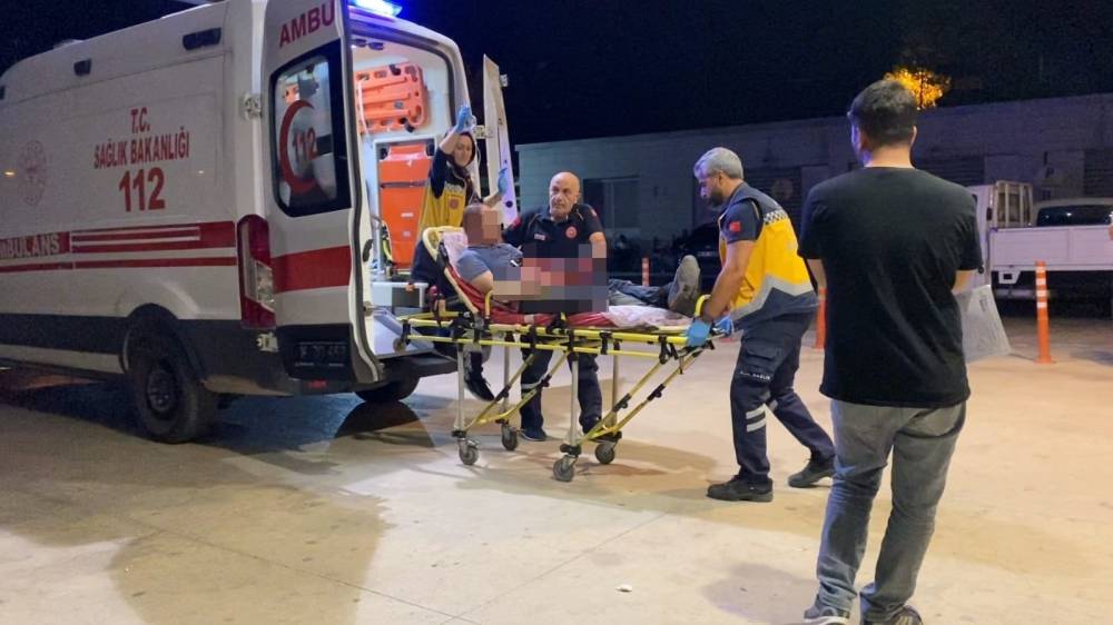 Kadınlara sözlü taciz kanlı bitti! Dövdükten sonra bıçakladılar