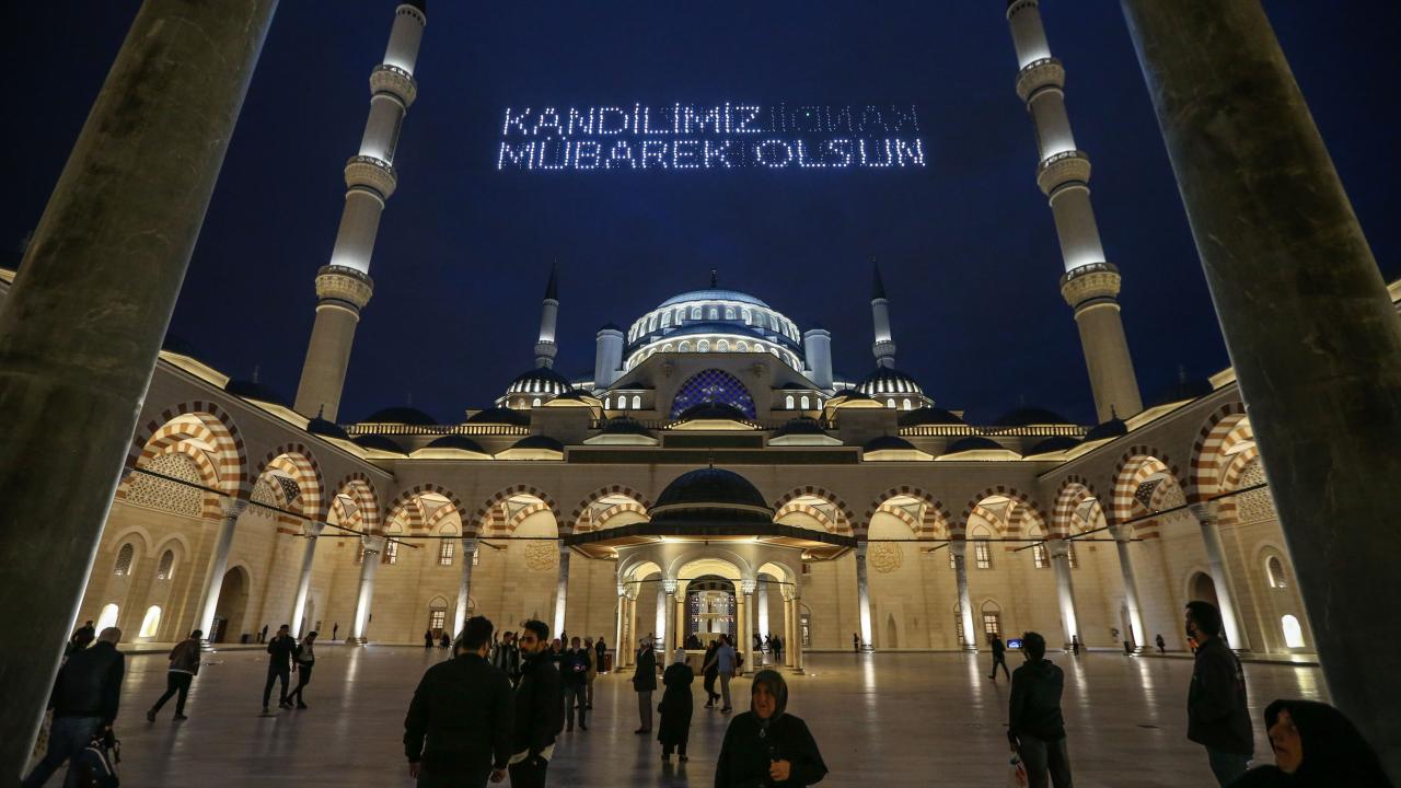 mevlid-kandili-aa-1928050.jpg