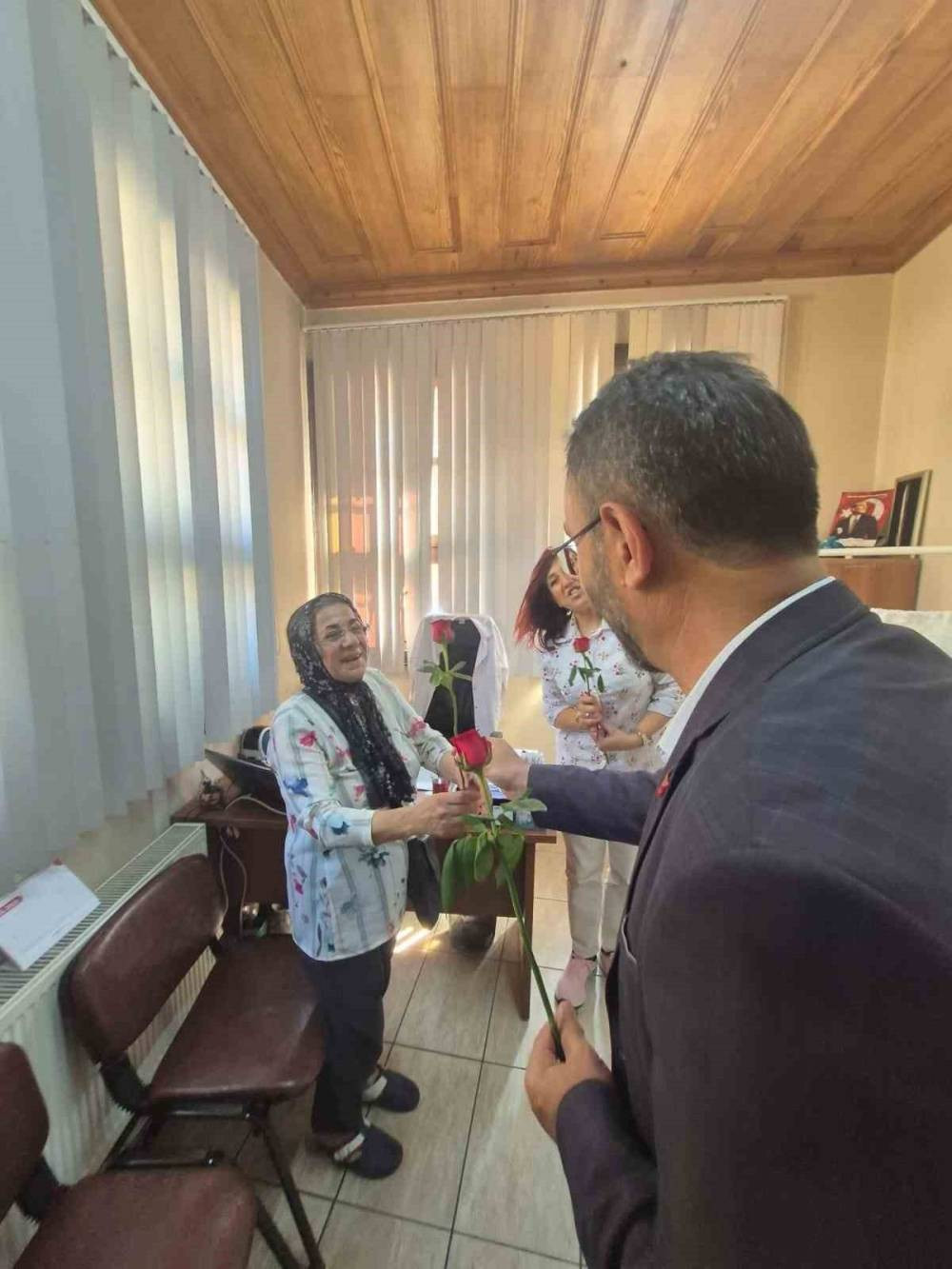 Mevlit Kandili gül kokusuyla kutlandı!