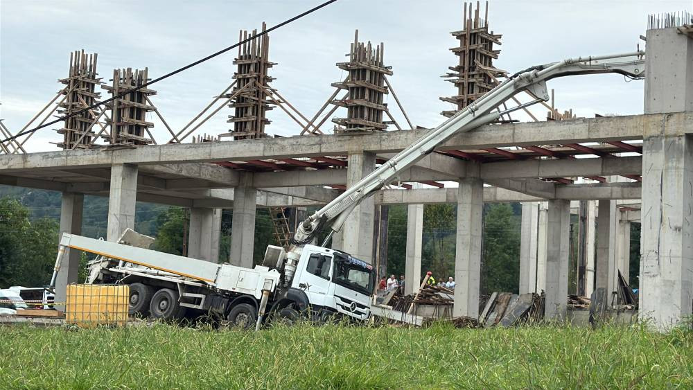 Ordu'da beton pompası dehşeti! Genç işçiyi ezdi