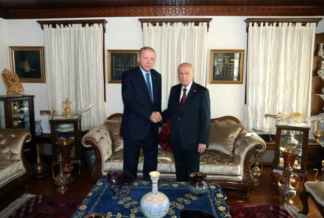 cumhurbaskani-erdogan-bahceli-ile-bir-a-897652-266639.jpg