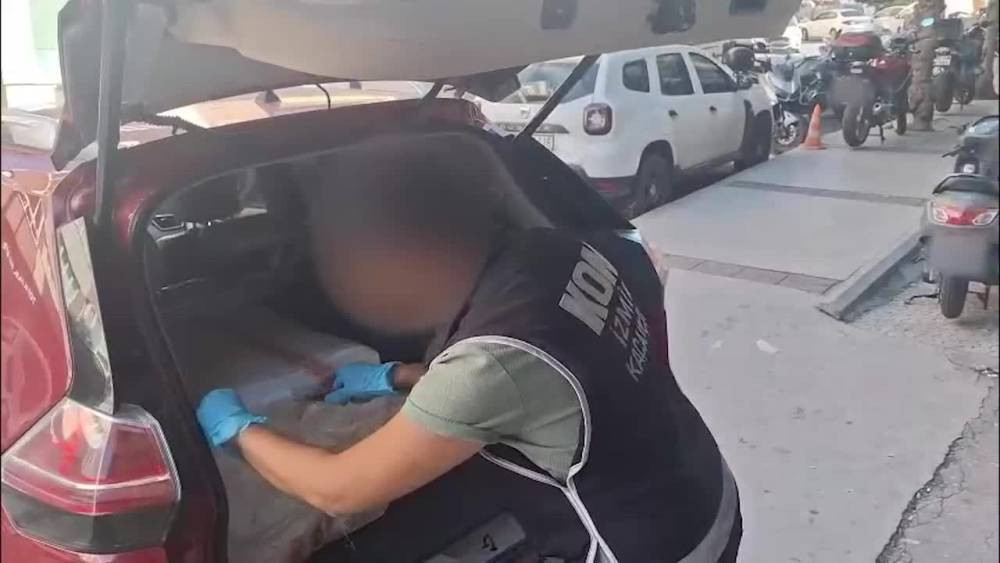 İzmir’de eğitim öncesi şok operasyon! Binlerce ürün ele geçirildi