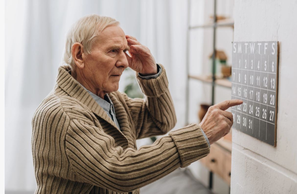 alzheimerin-8-gizli-tetikleyicisi-ortaya-cikti-kadinlar-mi-erkekler-mi-daha-tehlikede-yenicag-13.jpg