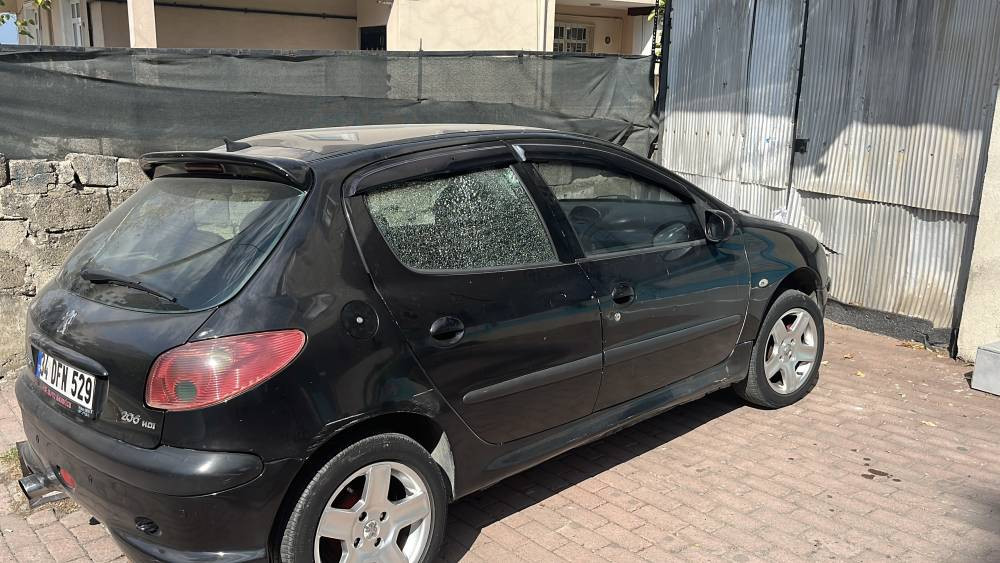 Çayırova’da geceyi aydınlatan patlama! Mahalleyi ayağa kaldırdı