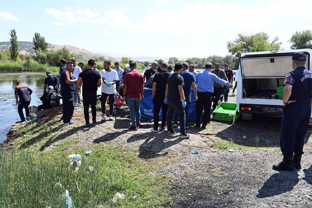 Piknik keyfi ölümle bitti! İki genç akıntıya kapıldı