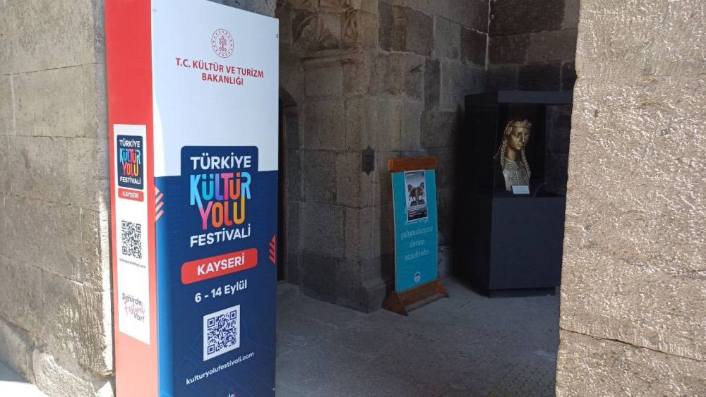 Dede Korkut’un hikayeleri minyatürlerde hayat buldu!