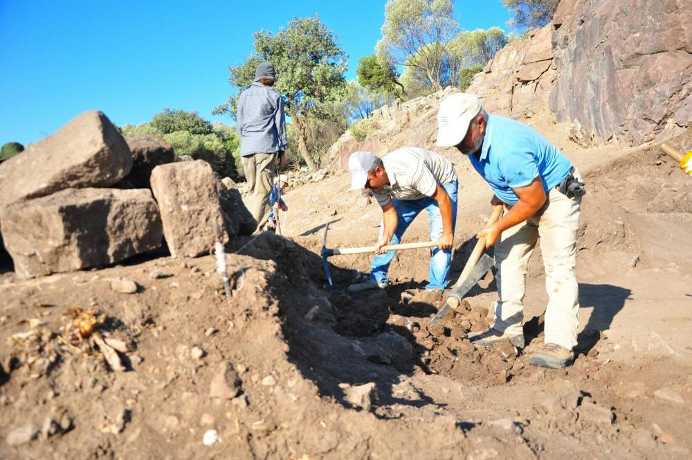 Dünyanın nadir eseri bulundu! 2.200 yıllık: Manisa’dan tarihe ışık tutan keşif