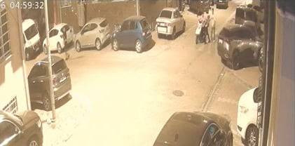 İki hırsız motosikleti böyle çaldı!
