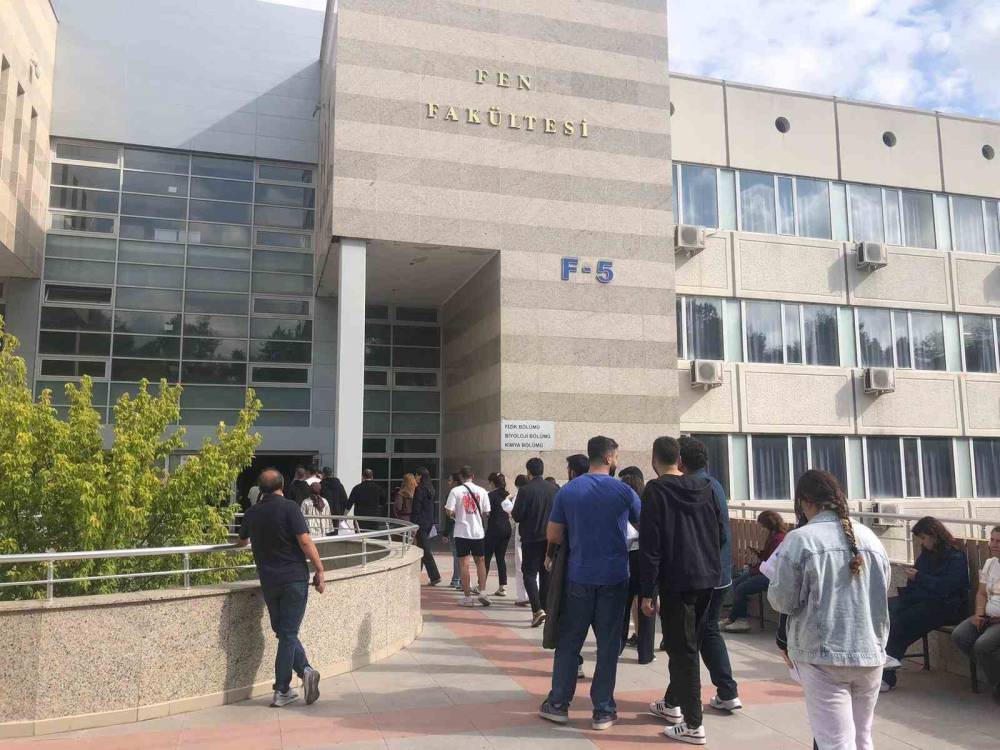 KPSS de şaşırtmadı! Yine aynı sahneler