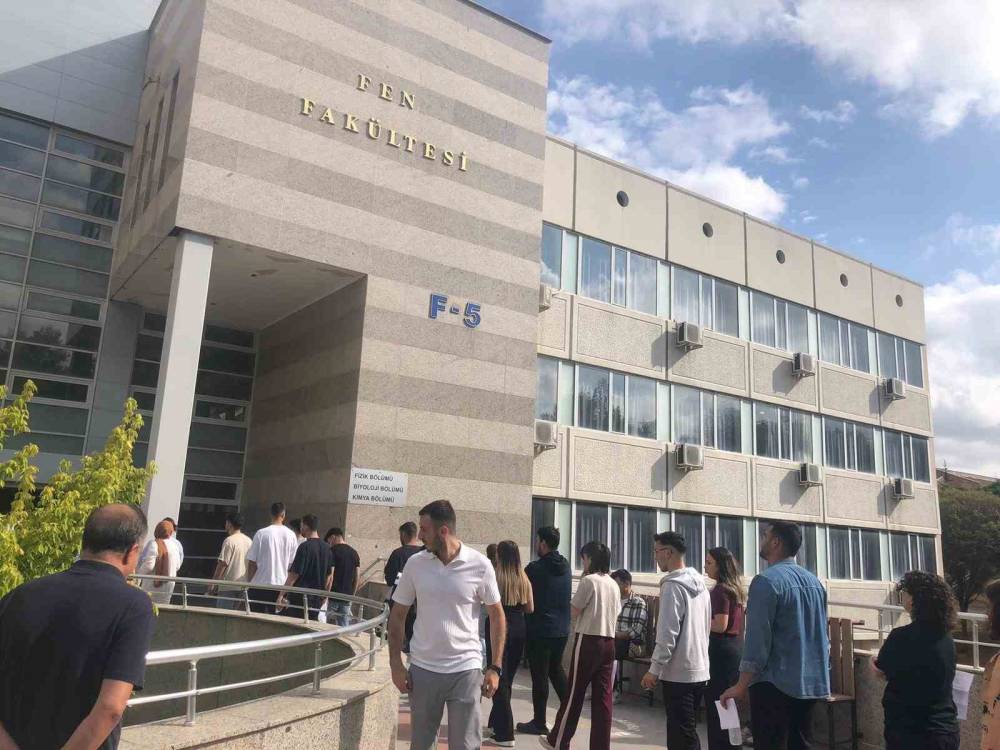 KPSS de şaşırtmadı! Yine aynı sahneler