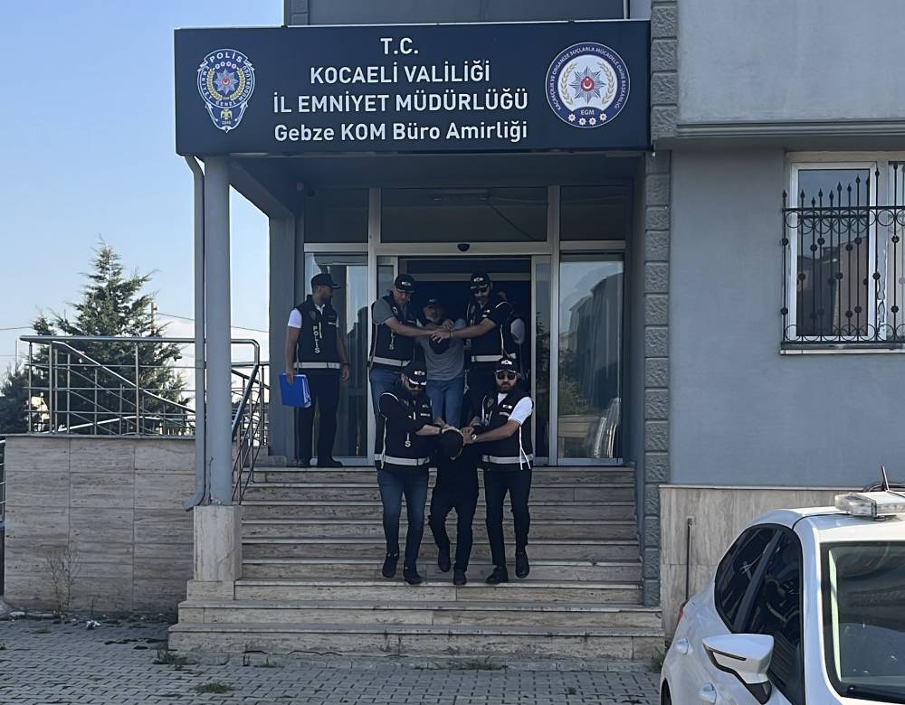 El yapımı patlayıcıyla saldırı! Çayırova’da şok görüntüler