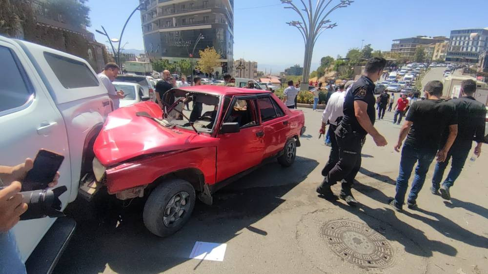 Şırnak’ta zincirleme kaza! Yaralılar var