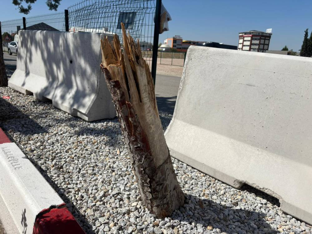 Ankara’da film gibi kaza! Otomobil uçtu, takla attı: Yaralılar var