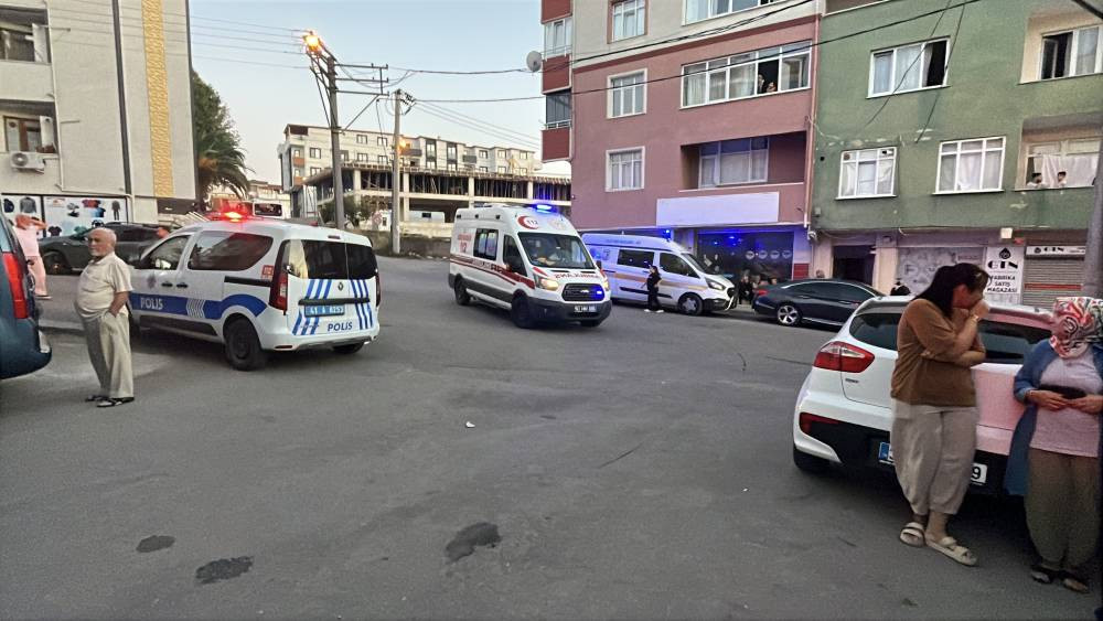 Kötü koku cinayeti ortaya çıkardı! Gebze’de anne ve kızına kanlı saldırı: Şüpheli İstanbul'da yakalandı