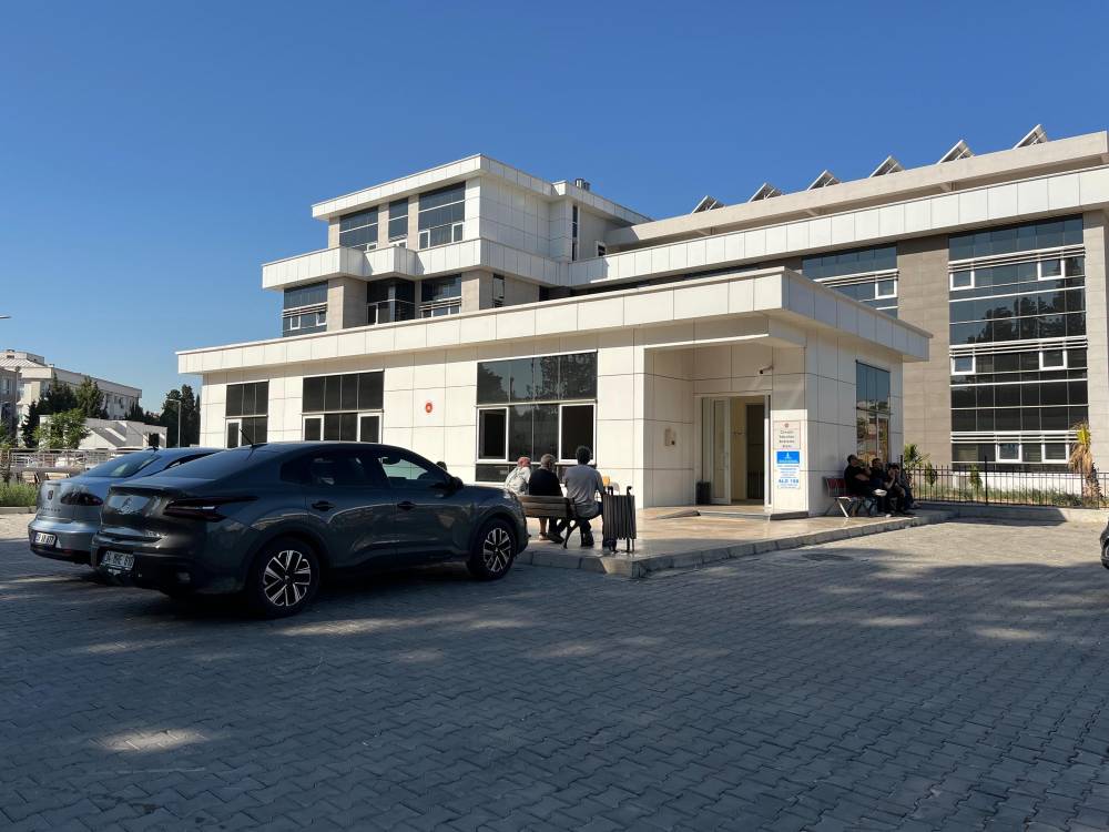 İzmir’de eski sevgilisini öldürüp kaçtı! Katil kaçtığı evde final yaptı