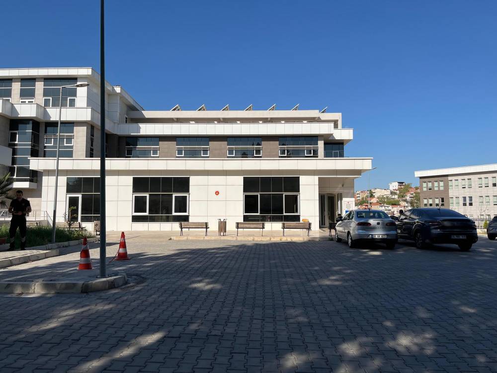 İzmir’de eski sevgilisini öldürüp kaçtı! Katil kaçtığı evde final yaptı