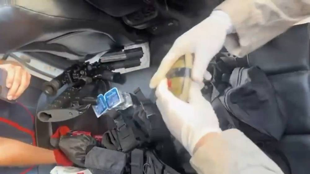 Viranşehir’de şok operasyon! El bombaları ve silahlar ele geçirildi!