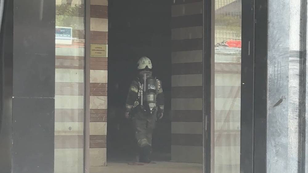 Cemal Reşit Rey Konser Salonu’nda yangın! 2 kişi yaralı