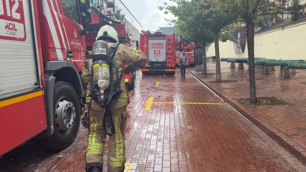 Cemal Reşit Rey Konser Salonu’nda yangın! 2 kişi yaralı