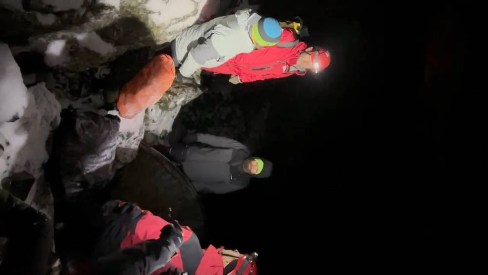 Kaçkar Dağı'na tırmanırken mahsur kalan Polonyalı 2 dağcı, 12 saatte kurtarıldı