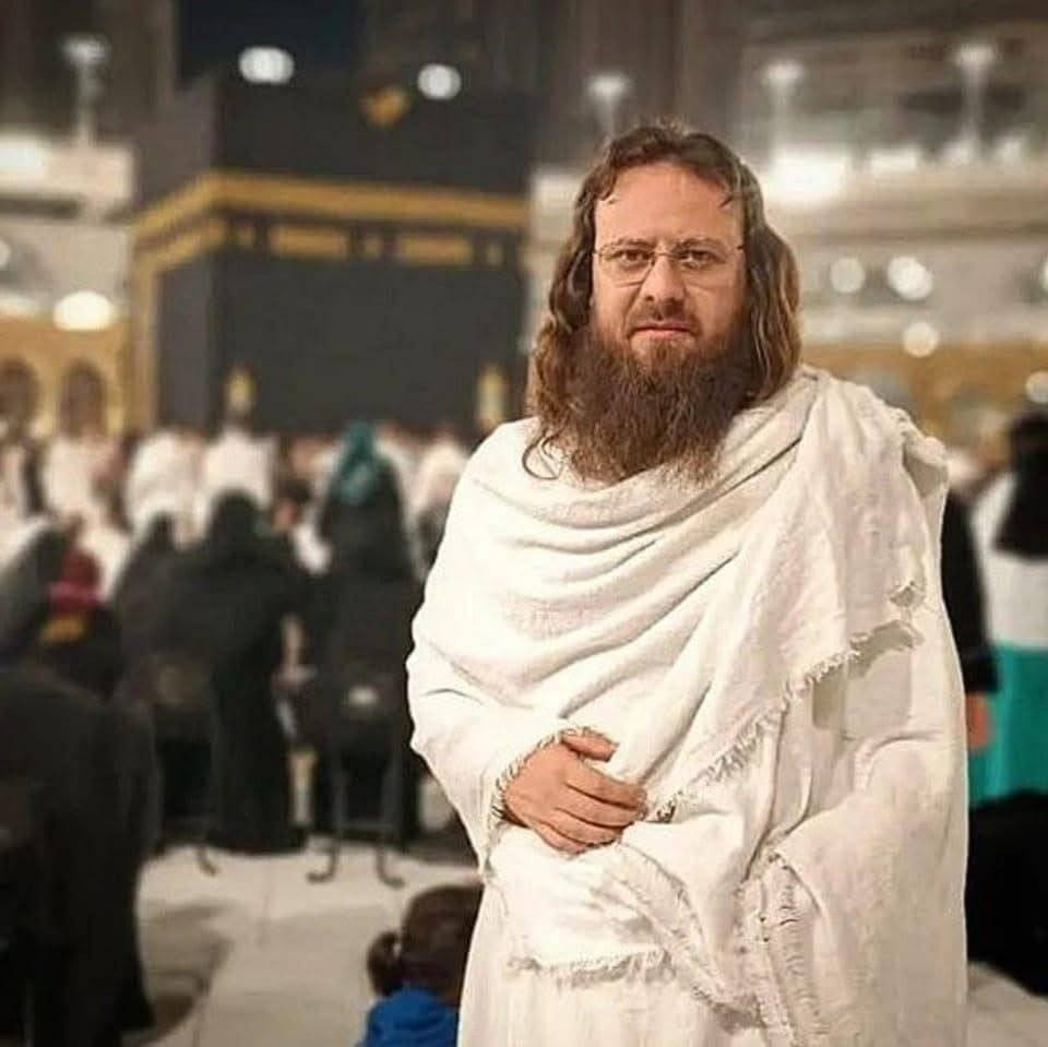 Hac organizasyonu sahibine suikast girişimi! Balistik yelek ve milyonlar ele geçirildi