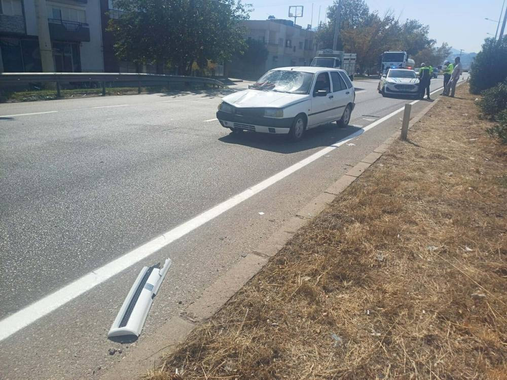 Manisa'da yolun karşısına geçmeye çalışan 60 yaşındaki kadının feci ölümü