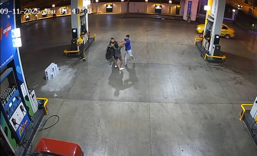 Tek yumruk yetti! Kamera böyle görüntüledi