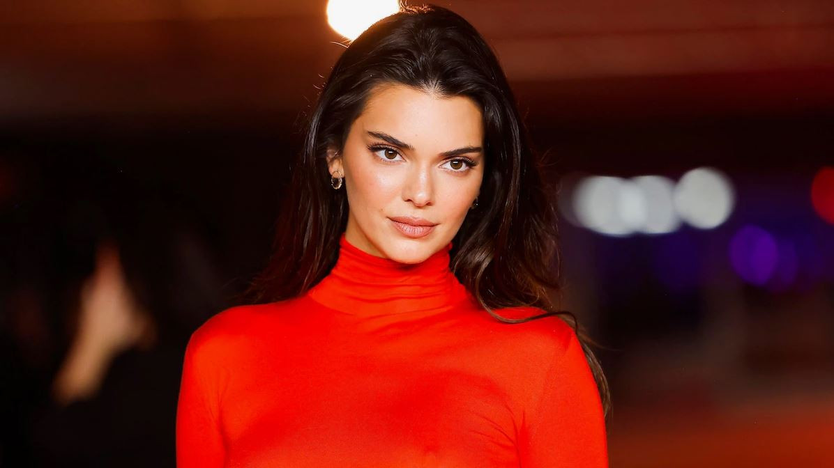 kendall-jenner-podyumlara-veda-ediyor-yeni-tutkusu-ortaya-cikti-yenicag-6.jpg