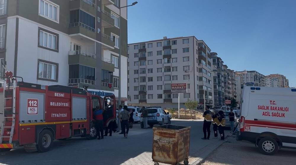 Doğum günü kabusa döndü: Besni’de duman alarmı!