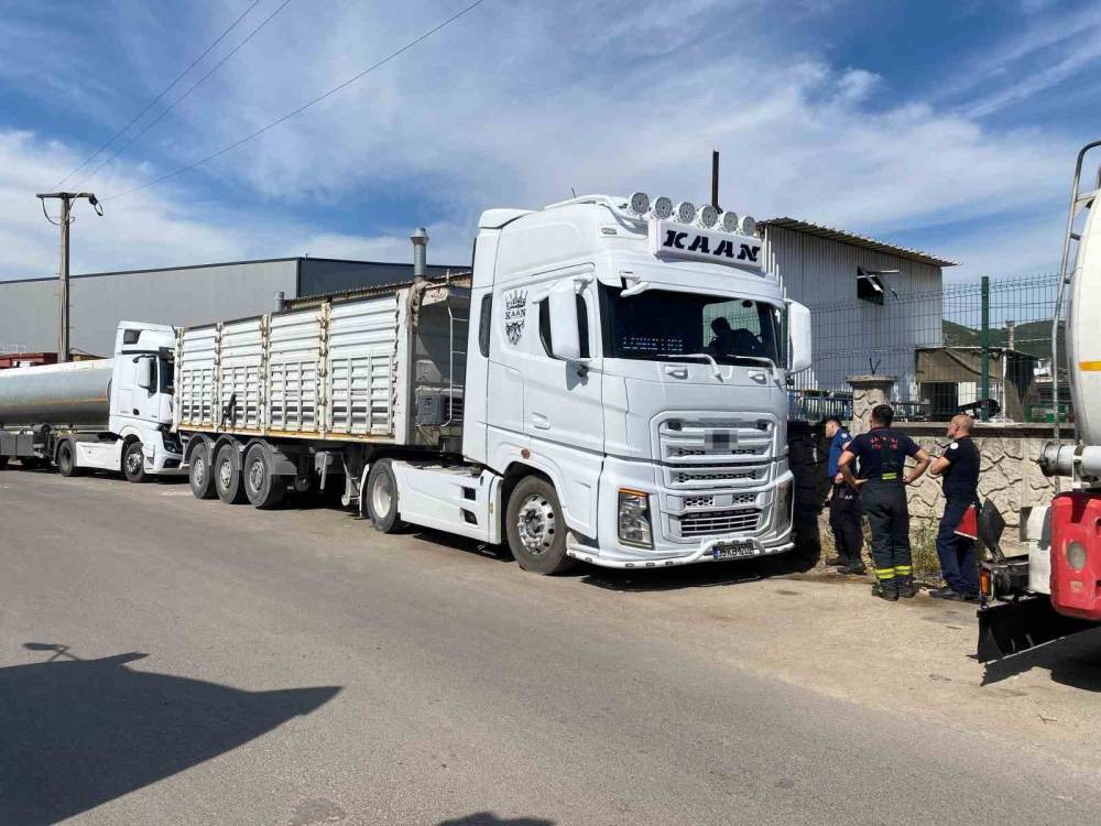 Damperin ölümcül teması! Sürücü akıma kapıldı