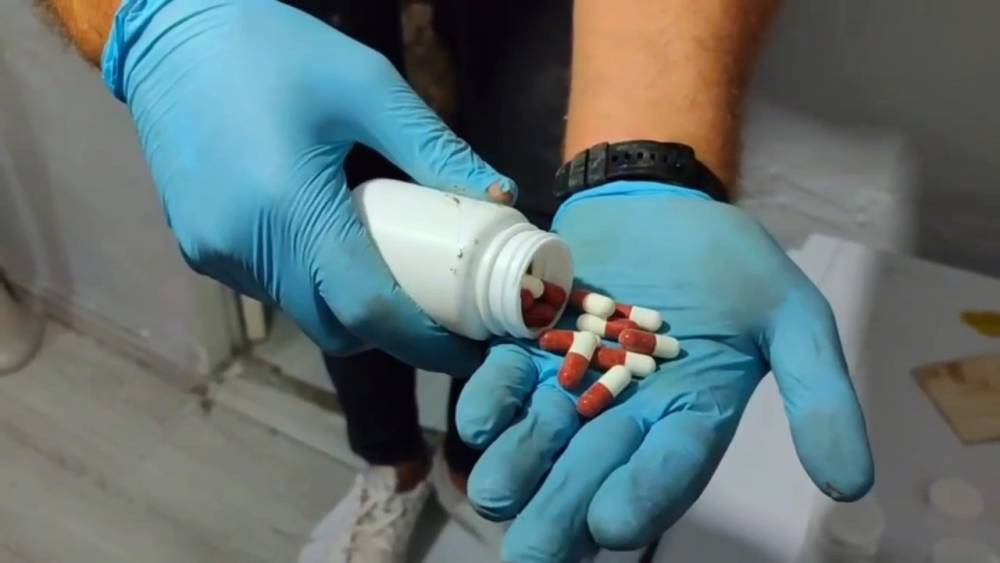 Hıdırağa’da 900 polisle dev 'Günaydın' operasyonu! Silah ve uyuşturucu ele geçirildi: 26 gözaltı